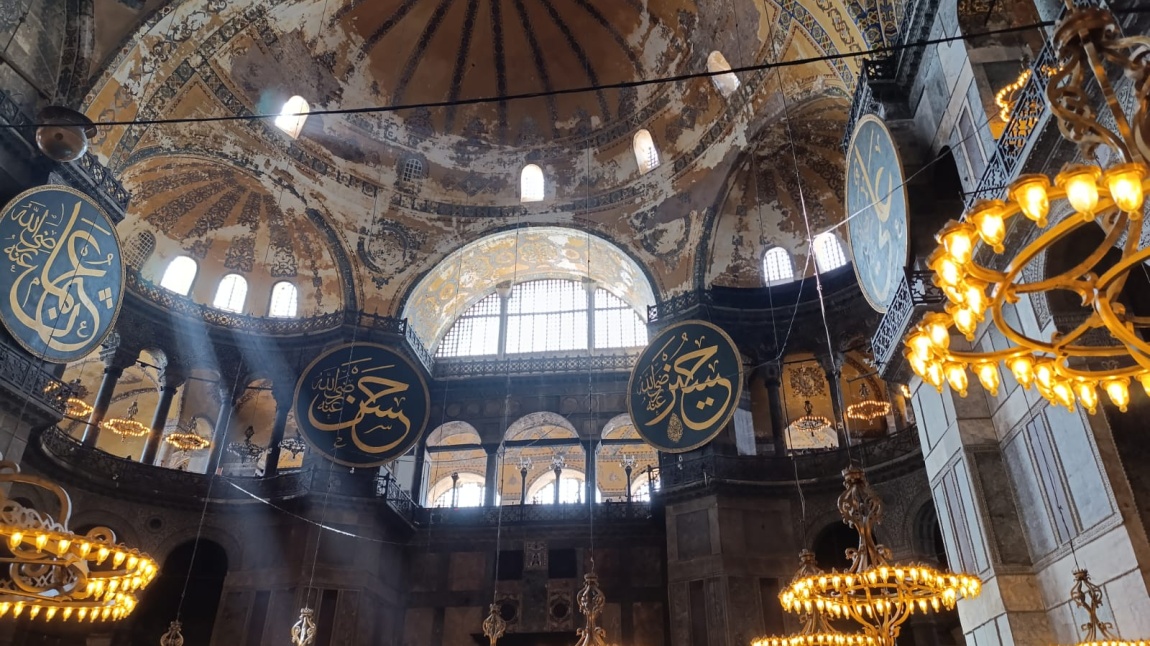 Atabey Gençliği Ecdadın İzinde...
